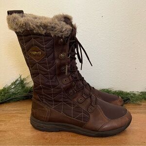 Teva Thinsulate Waterproof Quilted
Faux Fur Lace Up Winter Boots Size 9